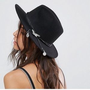 Fedora Hat With Eagle Detail -